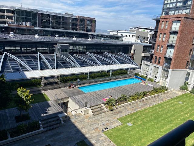 1 Bedroom Property for Sale in Gardens Western Cape